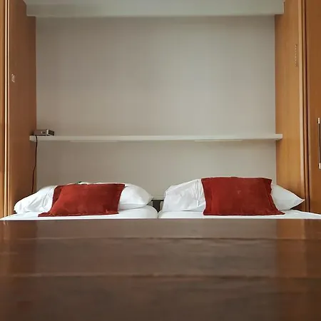 Hotel Du Xvi Siecle 2*