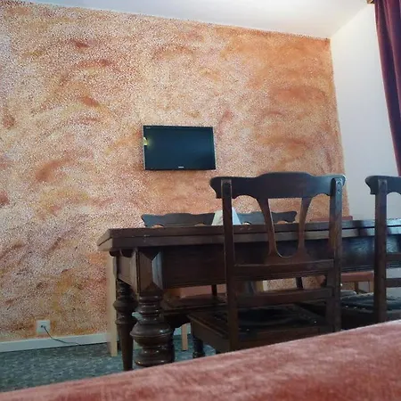 Hotell Du Xvi Siecle 2*