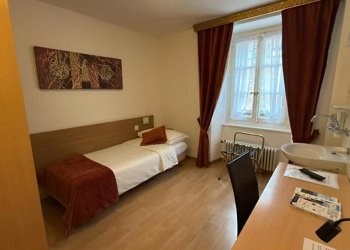 Otel Du Xvi Siecle 2*