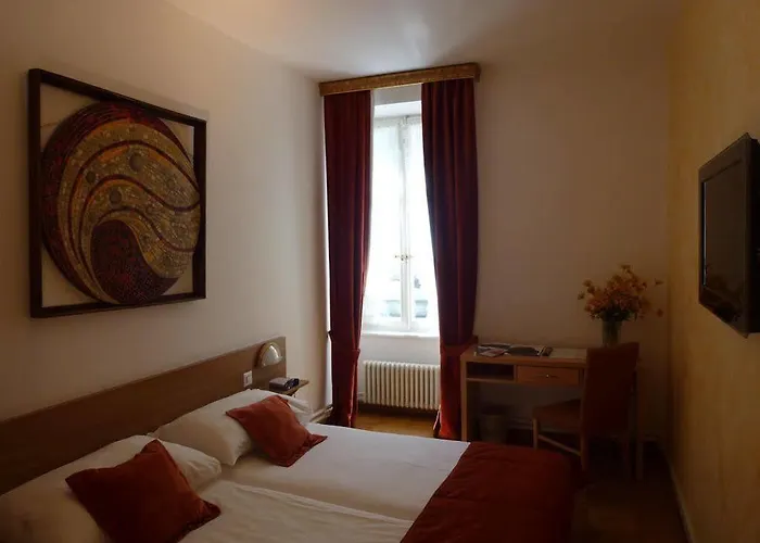 Du Xvi Siecle Hotel 2*