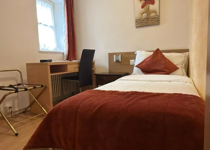 西克里十六世旅馆 2*