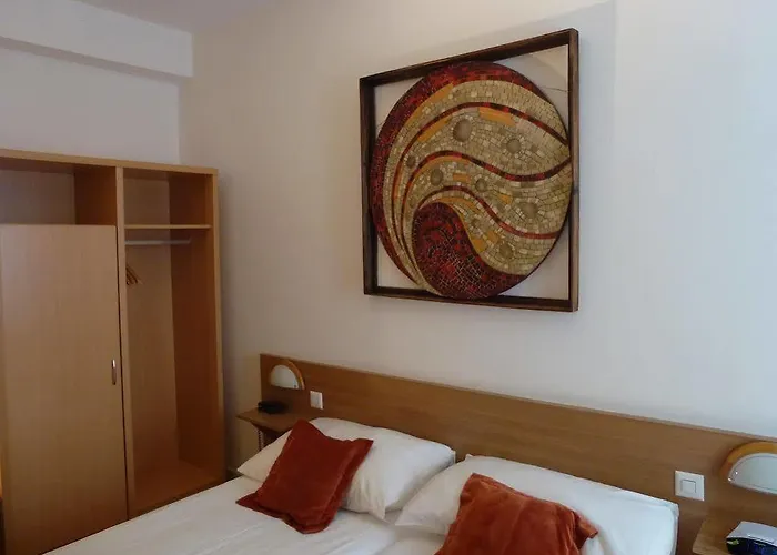 酒店 西克里十六世旅馆